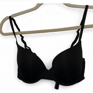 Victoria’s Secret Demi Black Bra Size 32DD